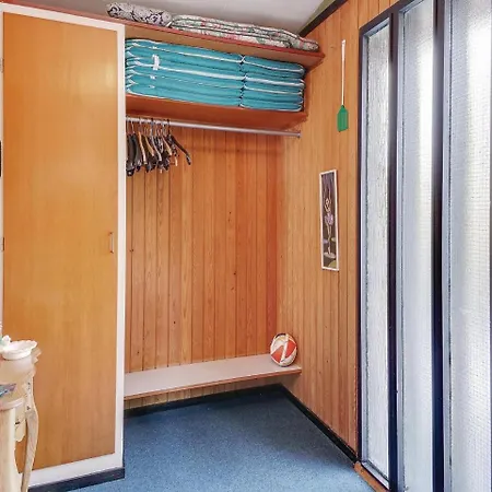 Vakantiehuis Three-bedroom Holiday In Vaggerlose Bøtø By