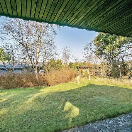 Three-bedroom Holiday In Vaggerlose * Bøtø By