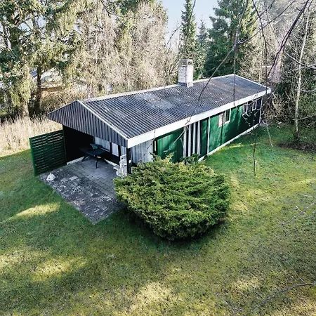 Three-bedroom Holiday In Vaggerlose *