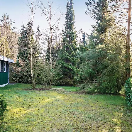 Vakantiehuis Three-bedroom Holiday In Vaggerlose *