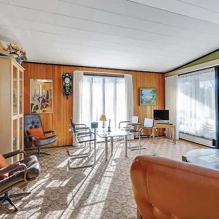 Three-bedroom Holiday In Vaggerlose *